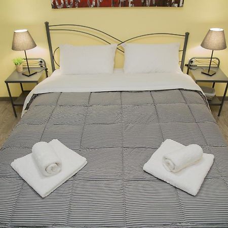 Cozy Renovated Flat In Koukaki Apartment Athens Ngoại thất bức ảnh